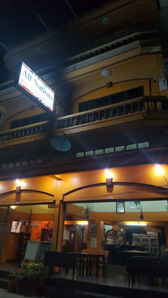 Фото All Nations Guesthouse