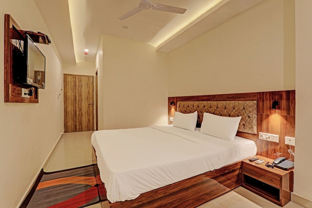 Фото Hotel Heera Grand
