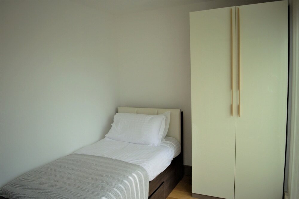 Фото Kew Bridge by Charles Hope