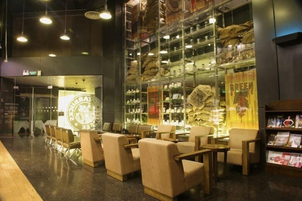 Фото Zhuhai Zobon Art Hotel