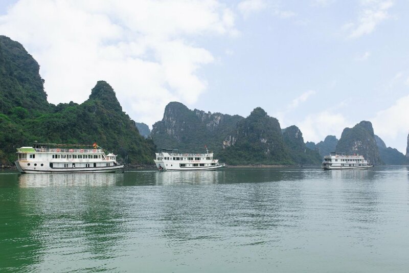 Гостиница Halong Fantasea Cruise в Халонге