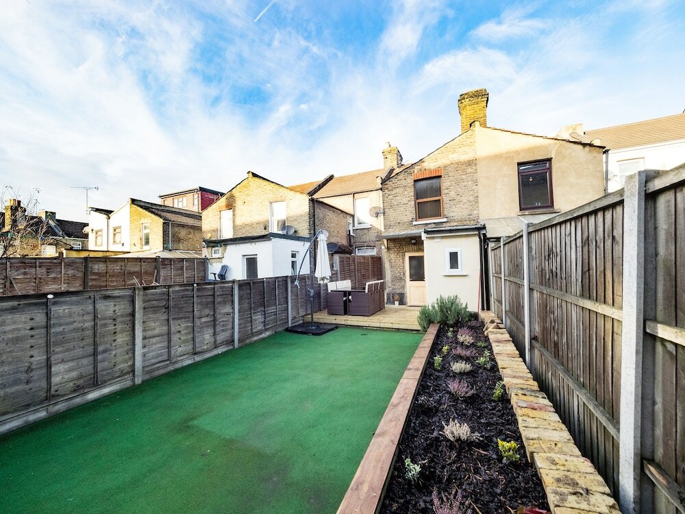 Фото Lt The Gate House