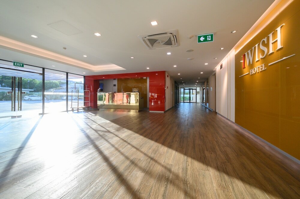 Фото Iwish Hotel