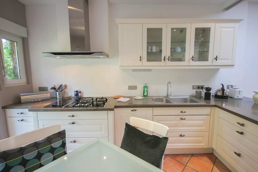 Фото Cozy Hackney Apartment