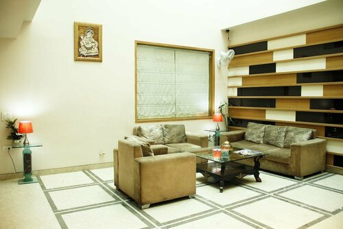 Гостиница Capital O 419 A Suites в Дели