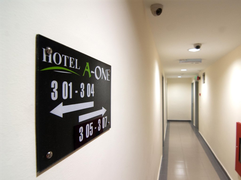Фото Hotel A-One