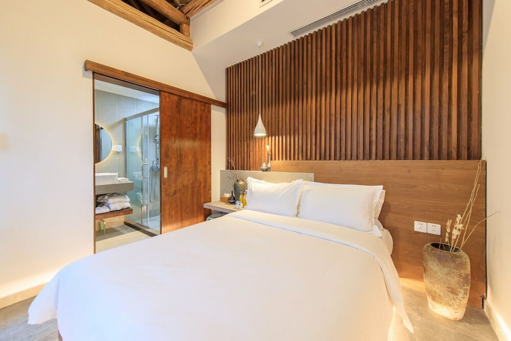 Фото Isvara Flowing Ocean Guesthouse
