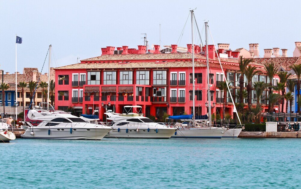 Фото Hotel Mim Sotogrande