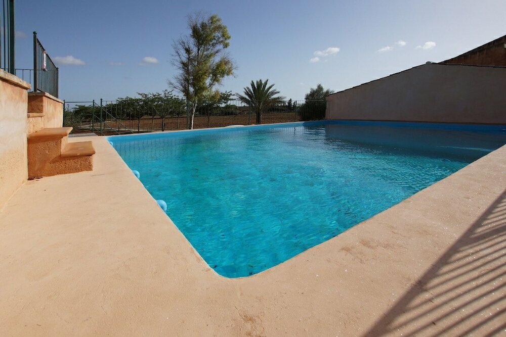 Фото Finca Agroturismo Sa Cova den Borino