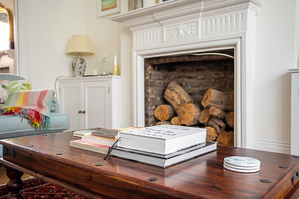 Фото Gorgeous Brixton Garden House