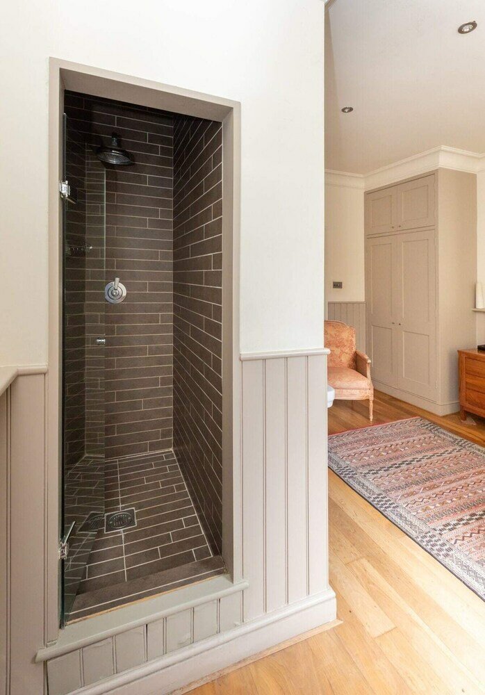 Фото Incredible 5 Bedroom House W/private Garden -wandsworth!