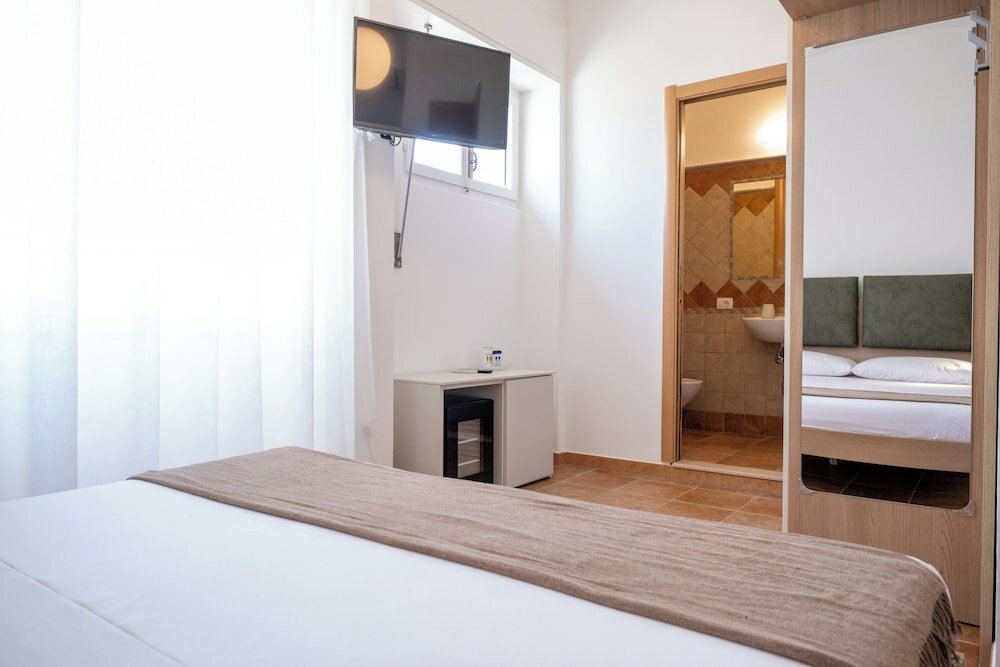 Фото Nautika Suites