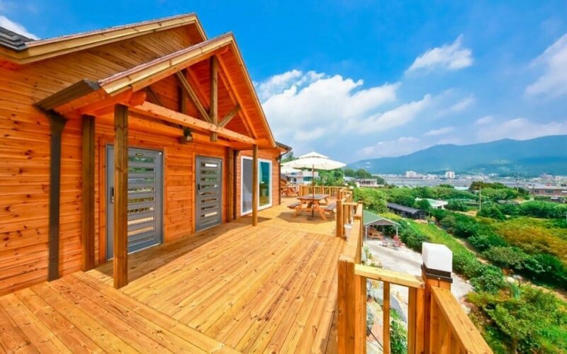 Гостиница Geojedo Daehyang Pension