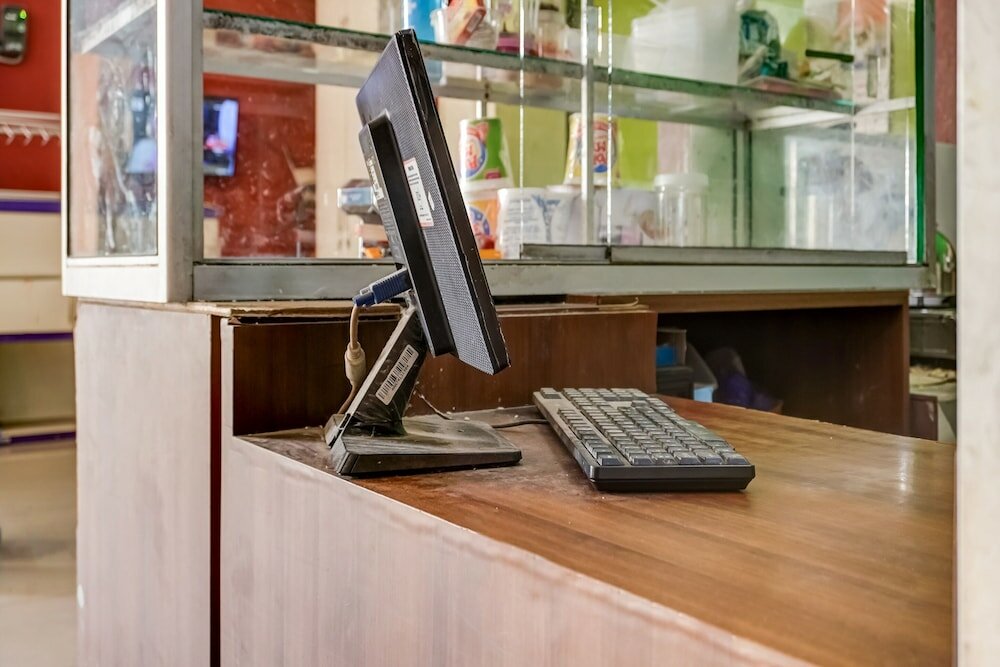 Фото Spot On 91336 Guesthouse Tarumanegara