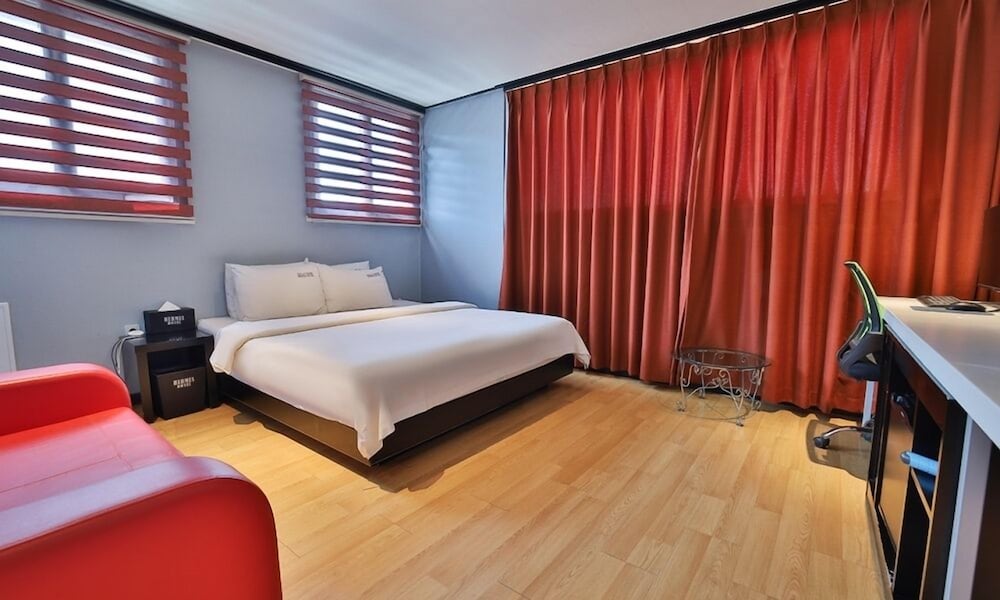 Фото Busan Nampodong Hermes Hotel