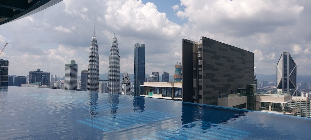 Фото Eaton Klcc Suites by Elite