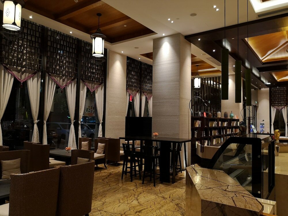 Фото Relaxed Season Hotel - Foshan