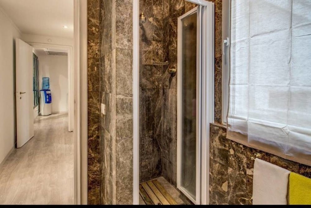 Фото Retro2 Vaticano-max 4 pax