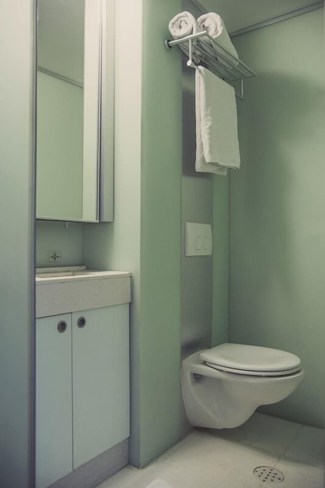 Фото Student Hotels Willesden