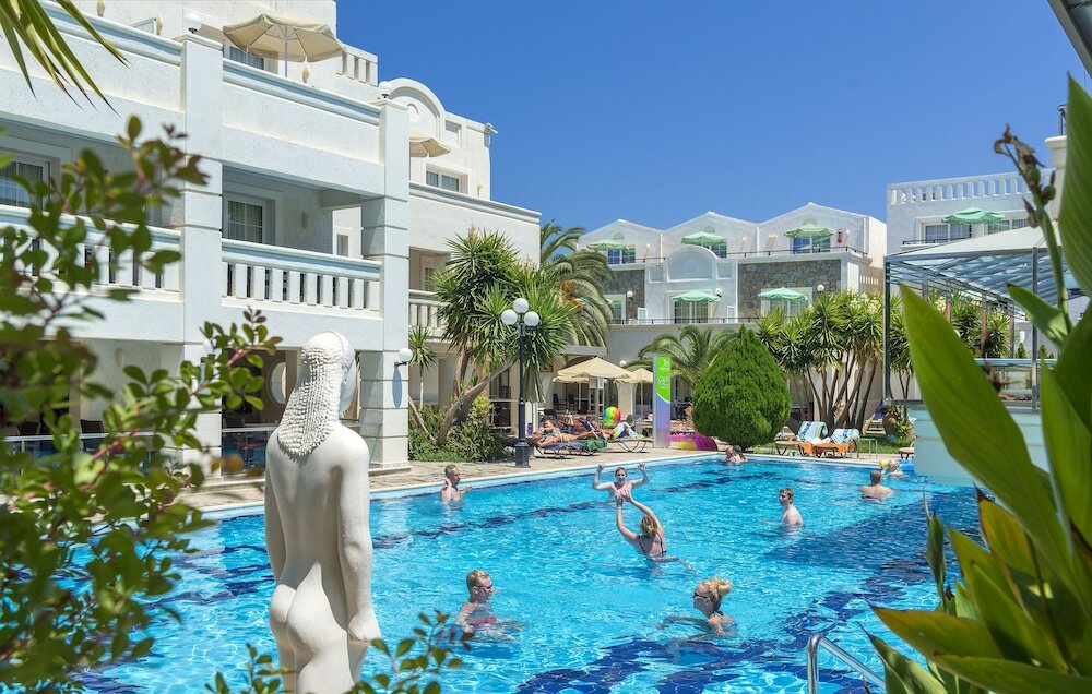 Фото отеля 3