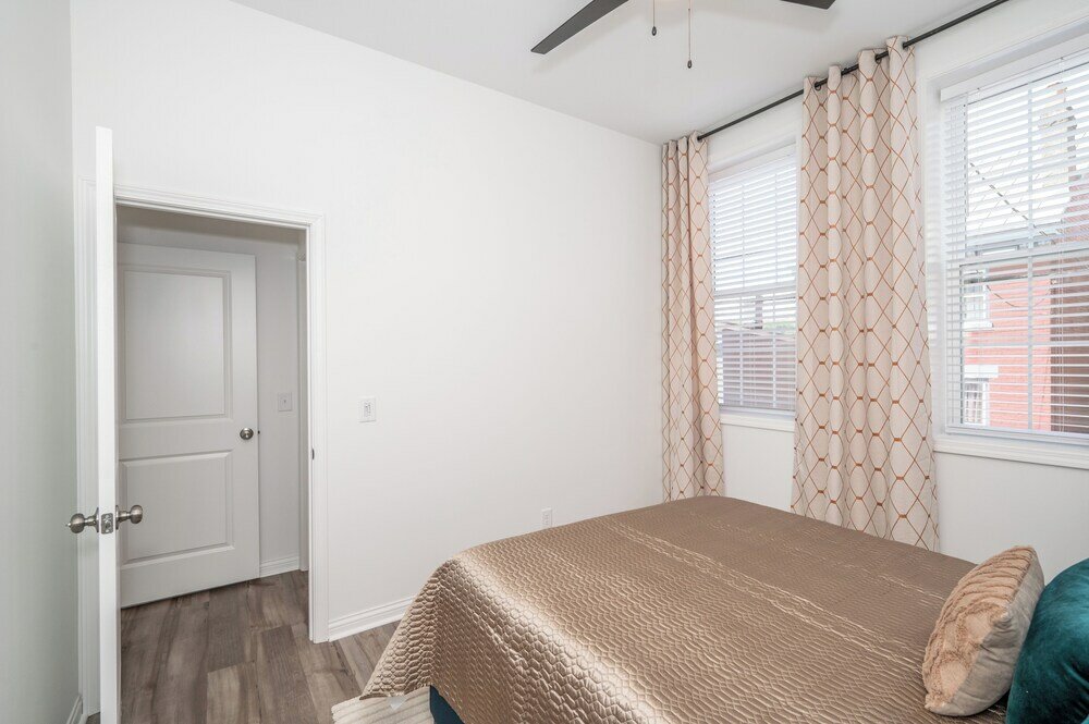 Фото Covington Charm 202