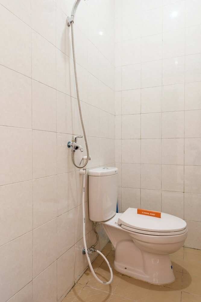 Фото KoolKost Syariah near Upn Veteran