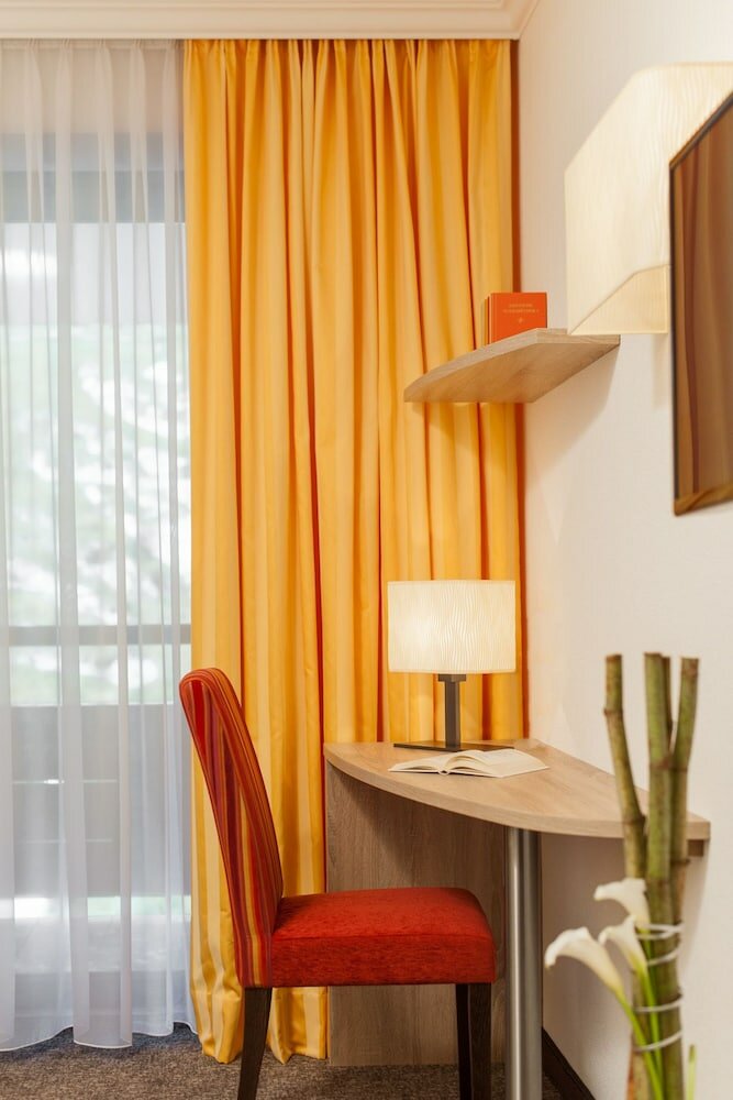 Фото Hotel Madeleine