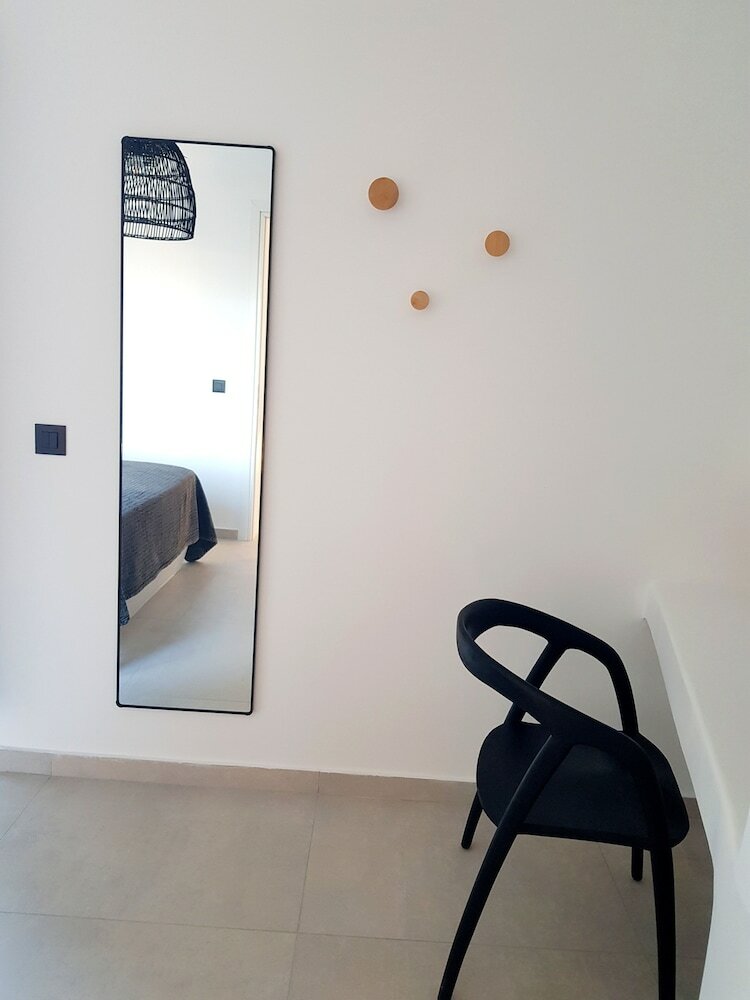 Фото MyLithos Suites