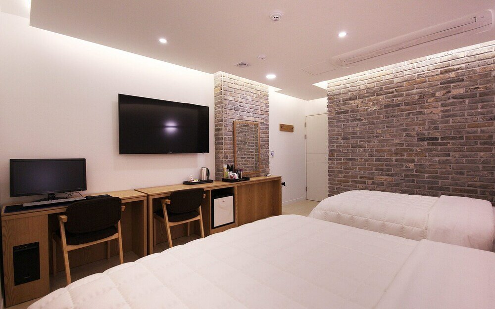 Фото Ulsan Jeongjadong White Swan