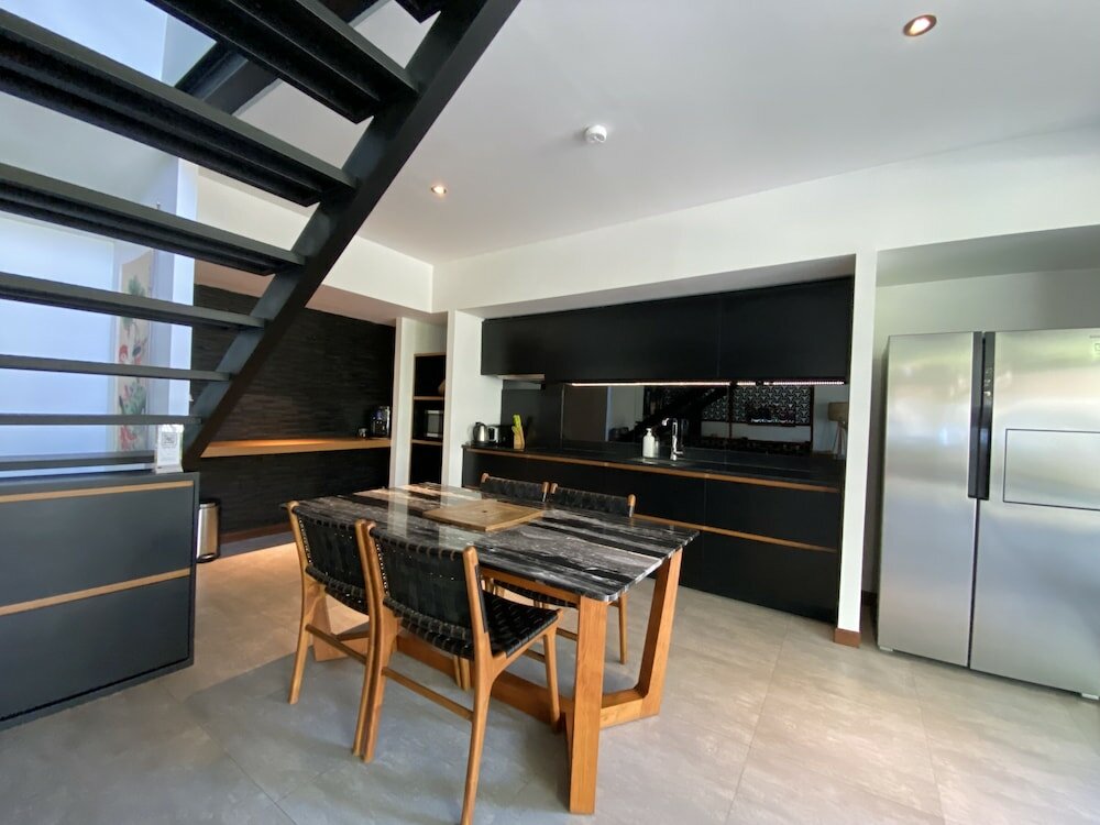 Фото Karmagali Boutique Suites