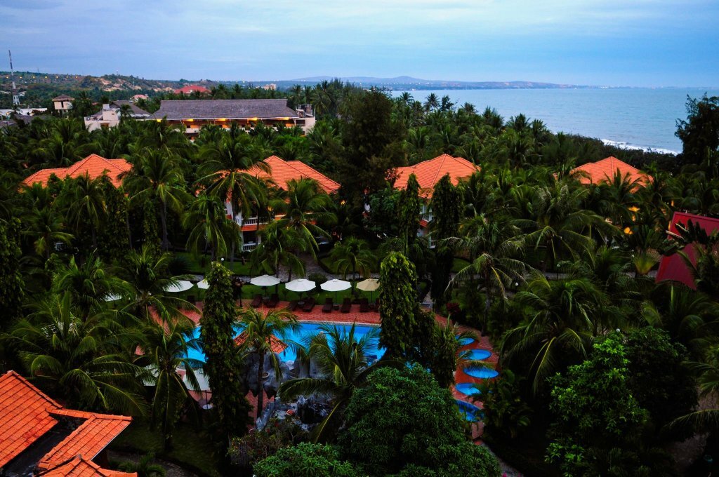 Фото Four Oceans Resort Muine