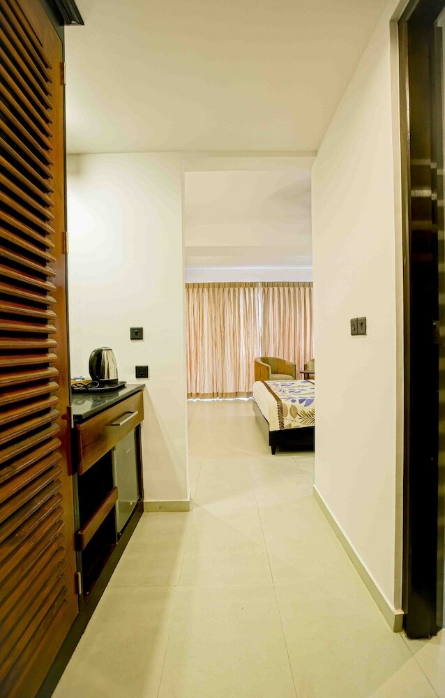 Фото Emerald Bay Resort Mirissa