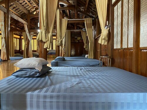 Гостиница Nha San Ngan Chai Homestay