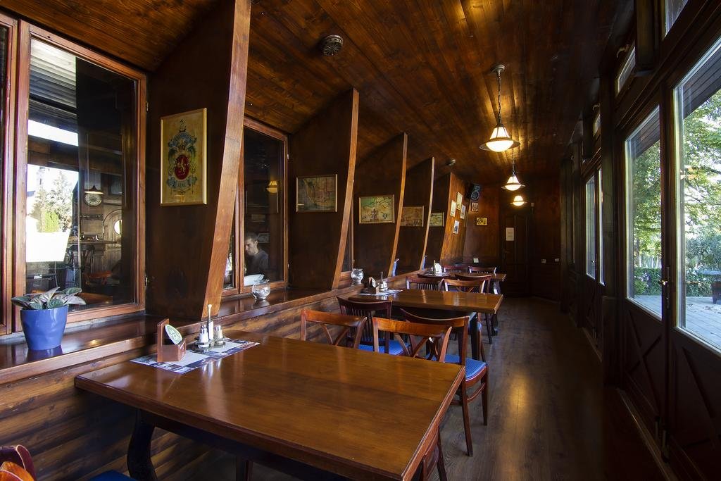 Фото Icon Győr Hotel & Restaurant