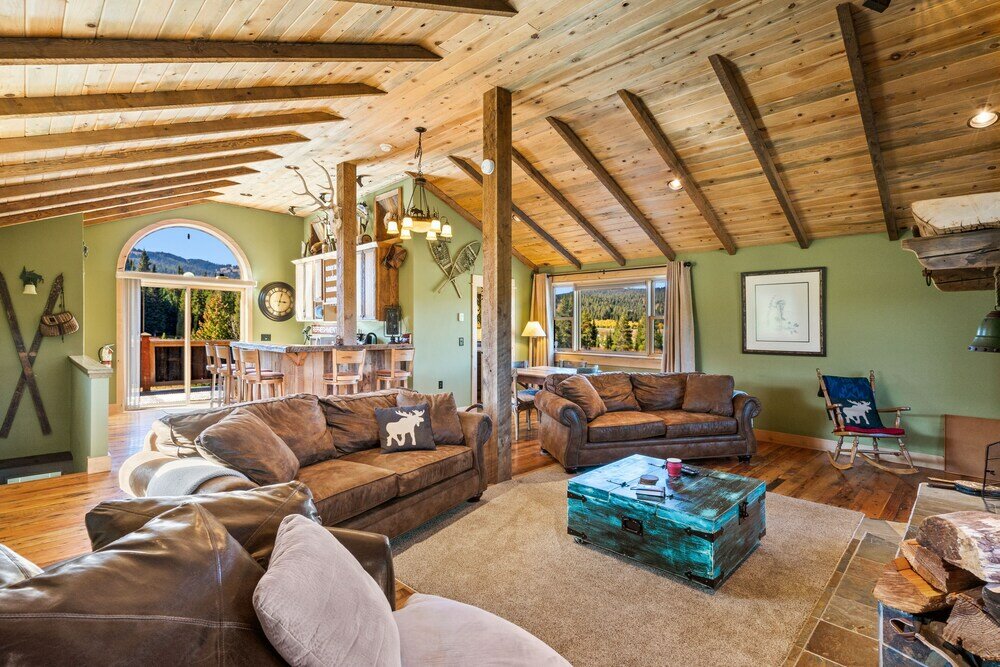 Фото The Big House at Bunk House