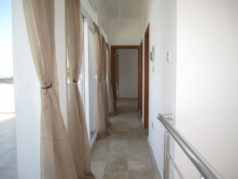 Фото Villa Palm View by Amy Villas