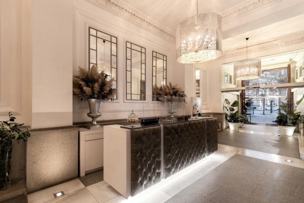 Фото Hotel Hospes Puerta de Alcalá