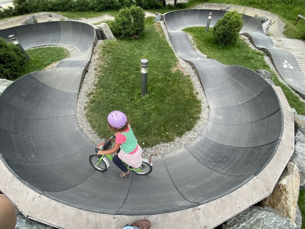 Фото A Casa Juwel - Ski in & Out Appartements