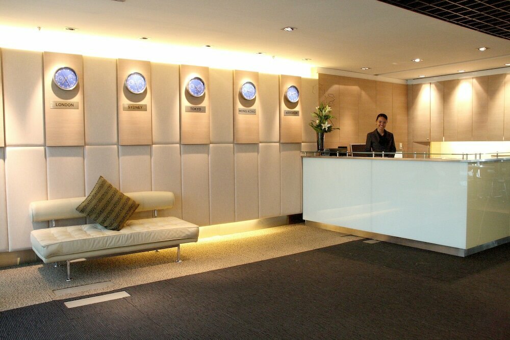 Hotel Miracle Transit Hotel, Earth, photo