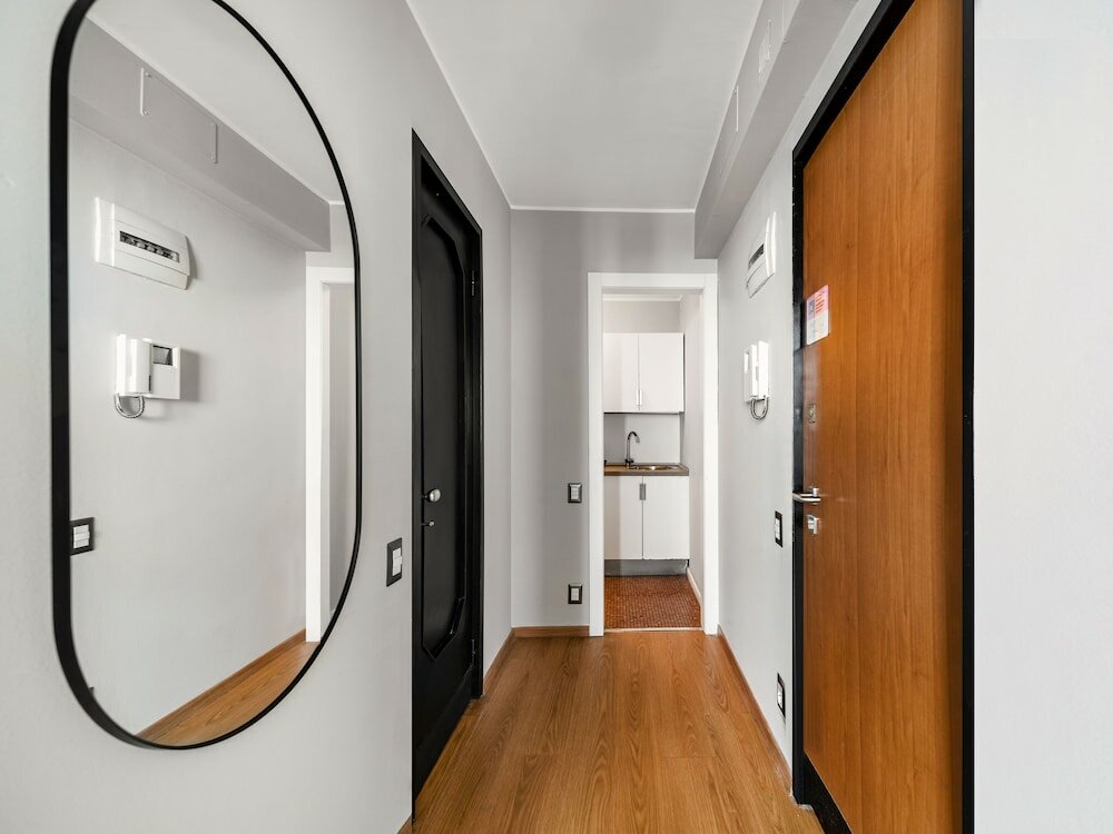 Фото Milan Adore