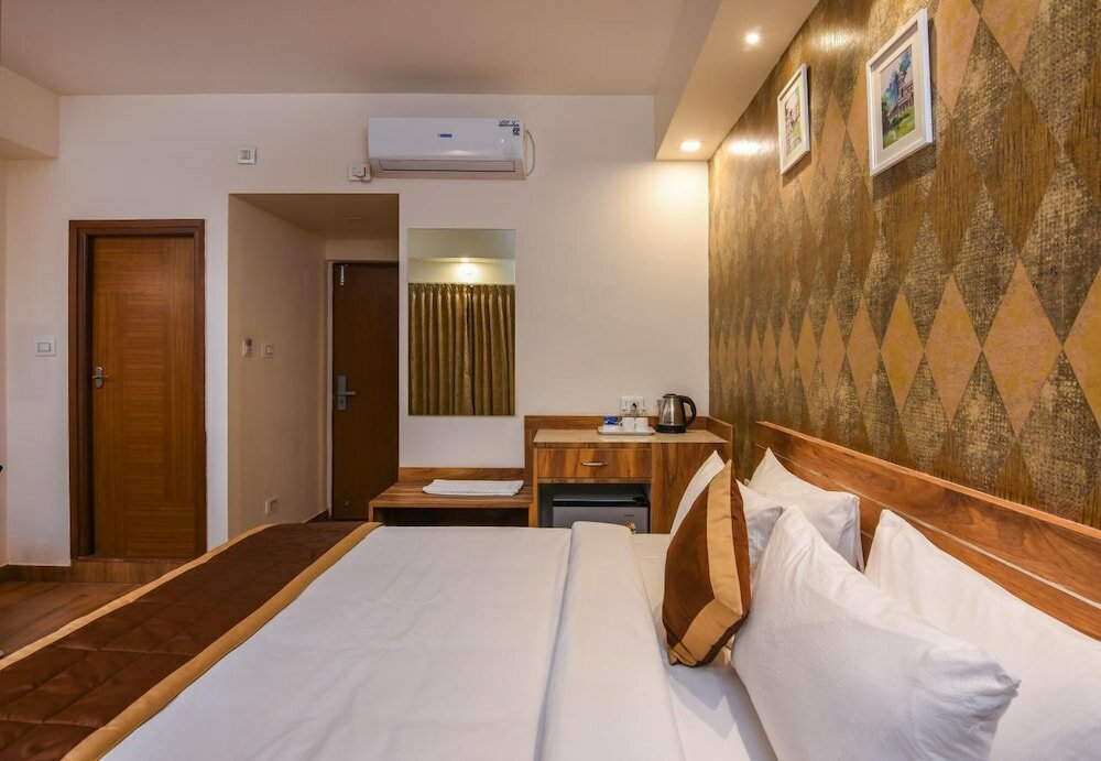 Фото Kensington Suites