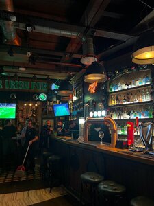 Corner Irish Pub (Asmalı Mescit Mah., Meşrutiyet Cad., No:11/A, Beyoğlu, İstanbul, Türkiye), bar  Beyoğlu'ndan