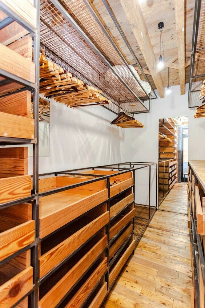 Фото Spectacularly Unique 4 Bedroom House in Bethnal Green