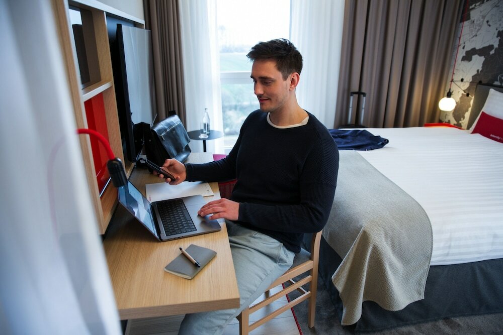 Фото IntercityHotel Zurich Airport