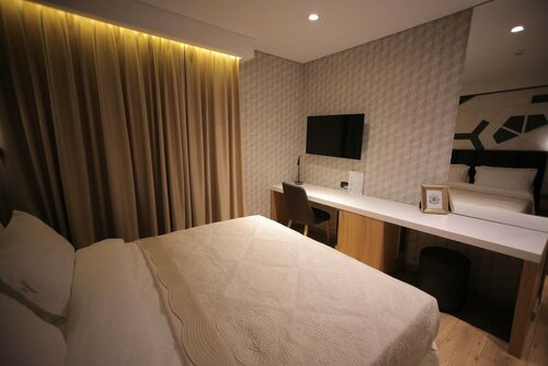 Гостиница Richmond Hotel в Корче
