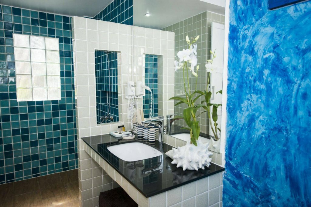 Фото The White Knot Koh Chang