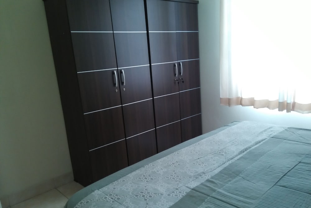 Фото Adaru Apartment