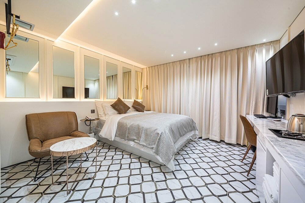 Фото Jongno Olive