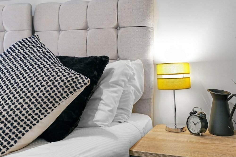 Фото West Ealing Svd Apt. - 2 Bedroom 2 Bath