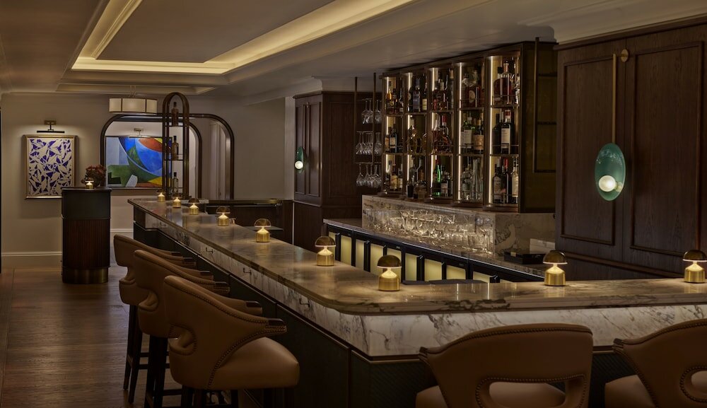 Фото Jumeirah Carlton Tower